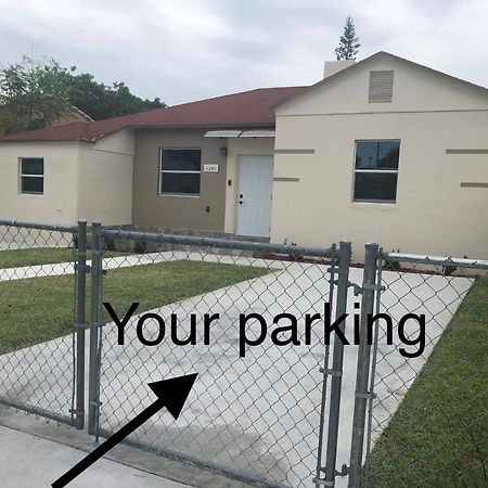 Your House In Miami Bagian luar foto