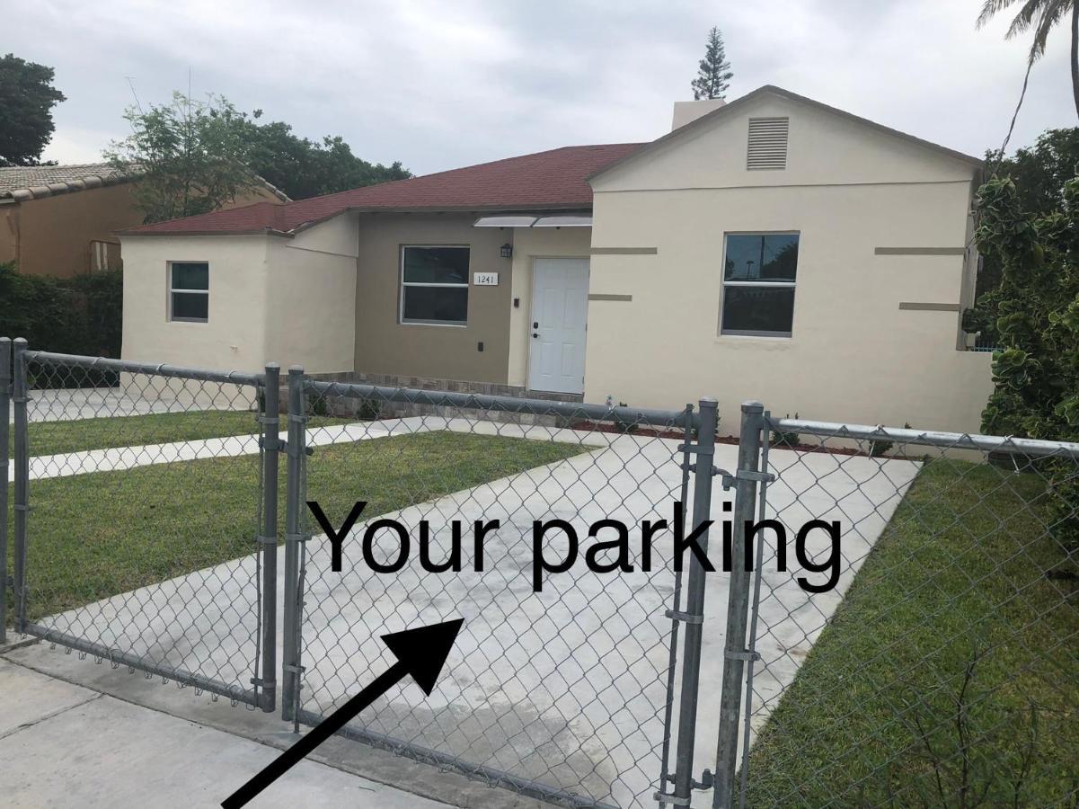 Your House In Miami Bagian luar foto